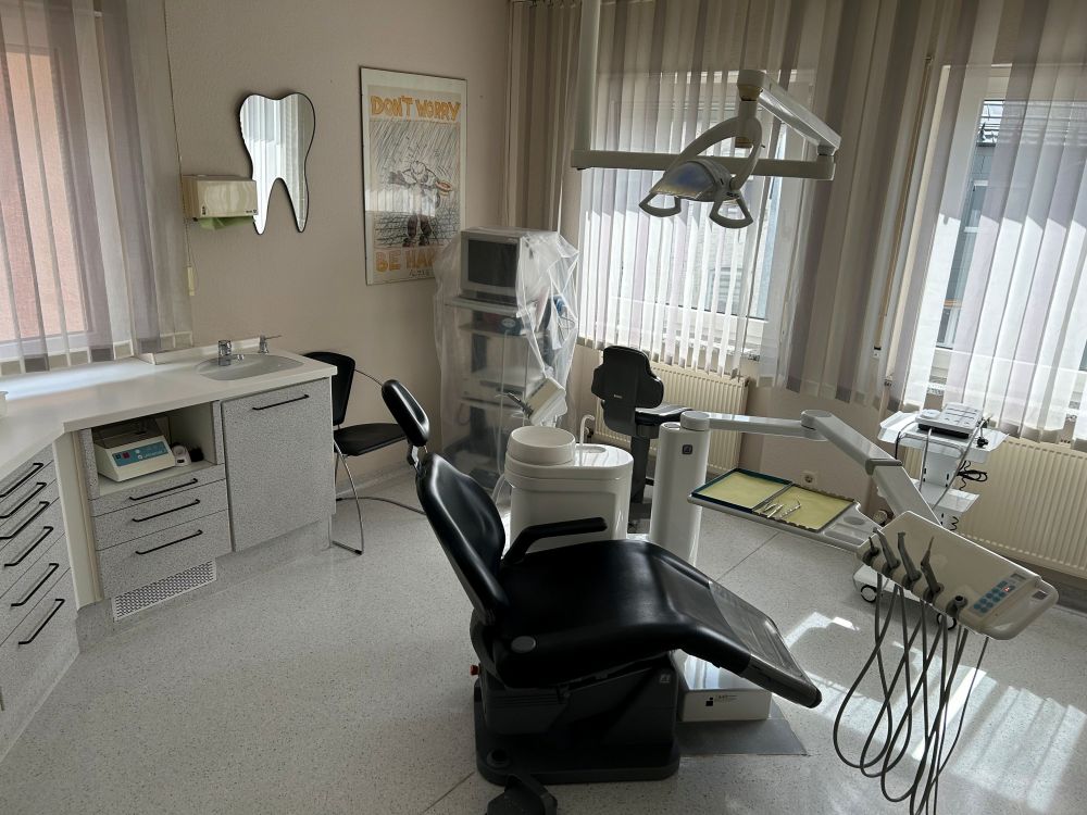 3-Behandlungszimmer-Praxis in Dornburg-Frickhofen