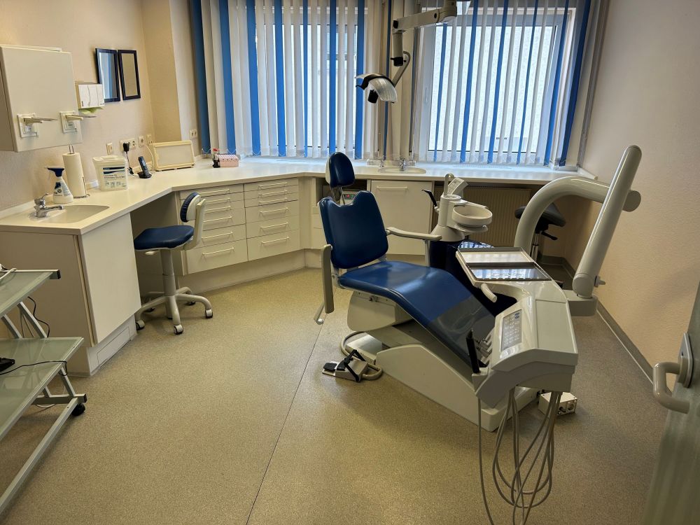 3-Behandlungszimmer-Praxis in Dornburg-Frickhofen