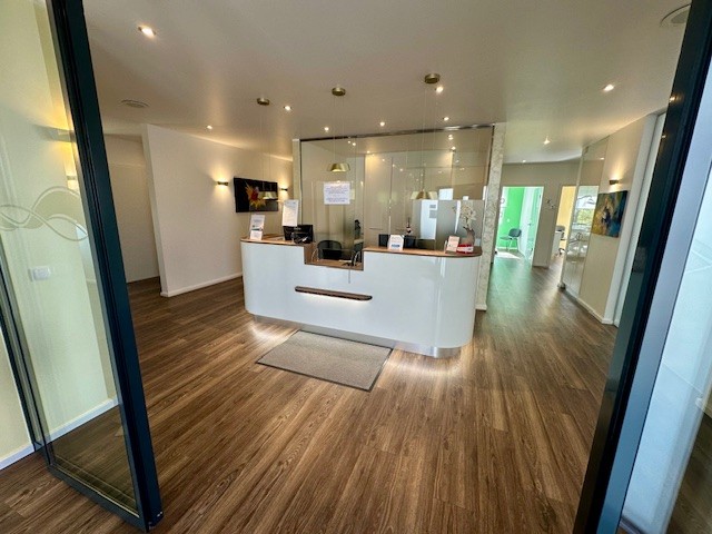 Moderne Zahnarztpraxis mit 3 Behandlungszimmern in attraktiver Lage von Kaiserslautern