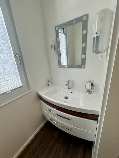 Moderne Zahnarztpraxis mit 3 Behandlungszimmern in attraktiver Lage von Kaiserslautern